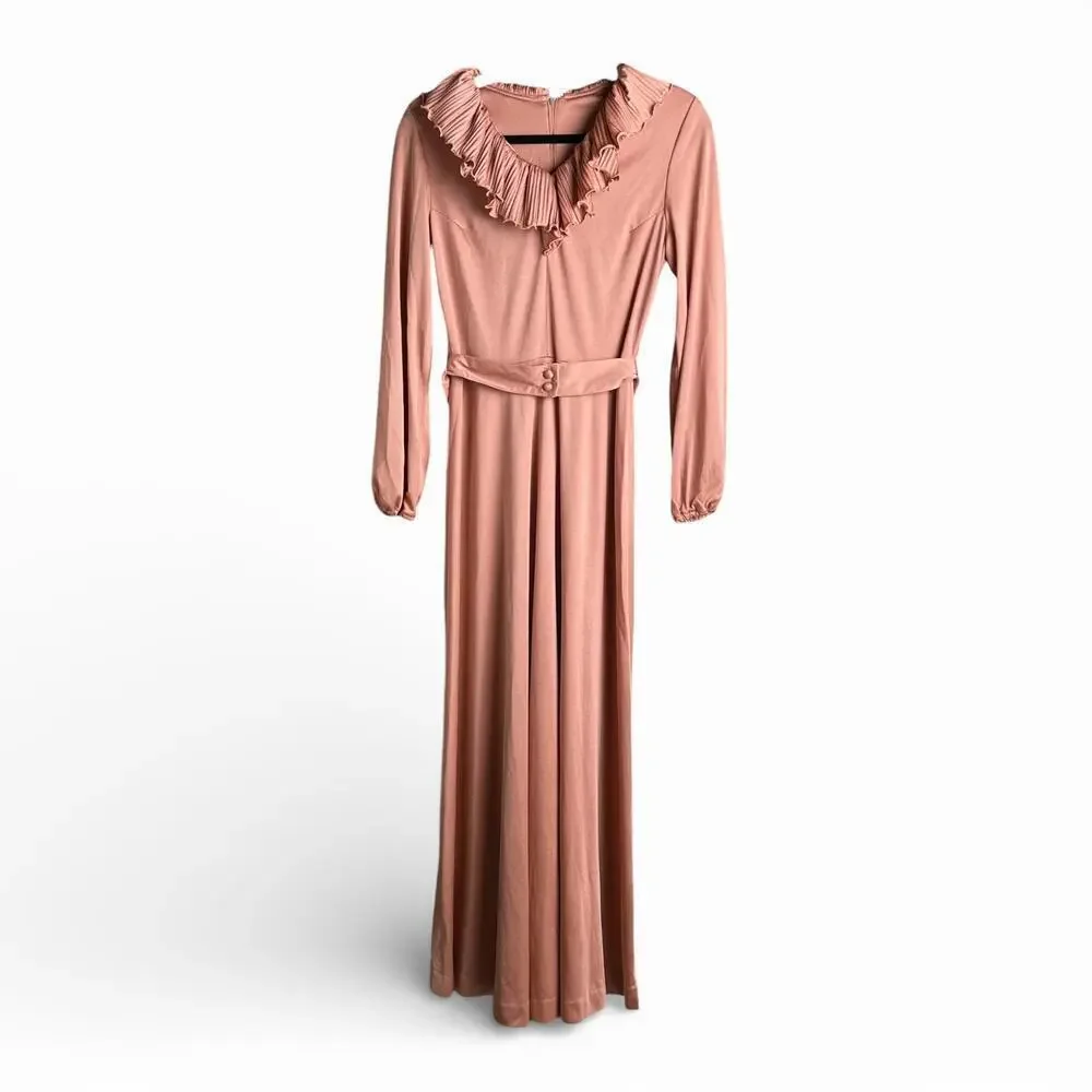 Vintage Long Sleeve Maxi Dress with Pleated Ruffle Collar and Belt
